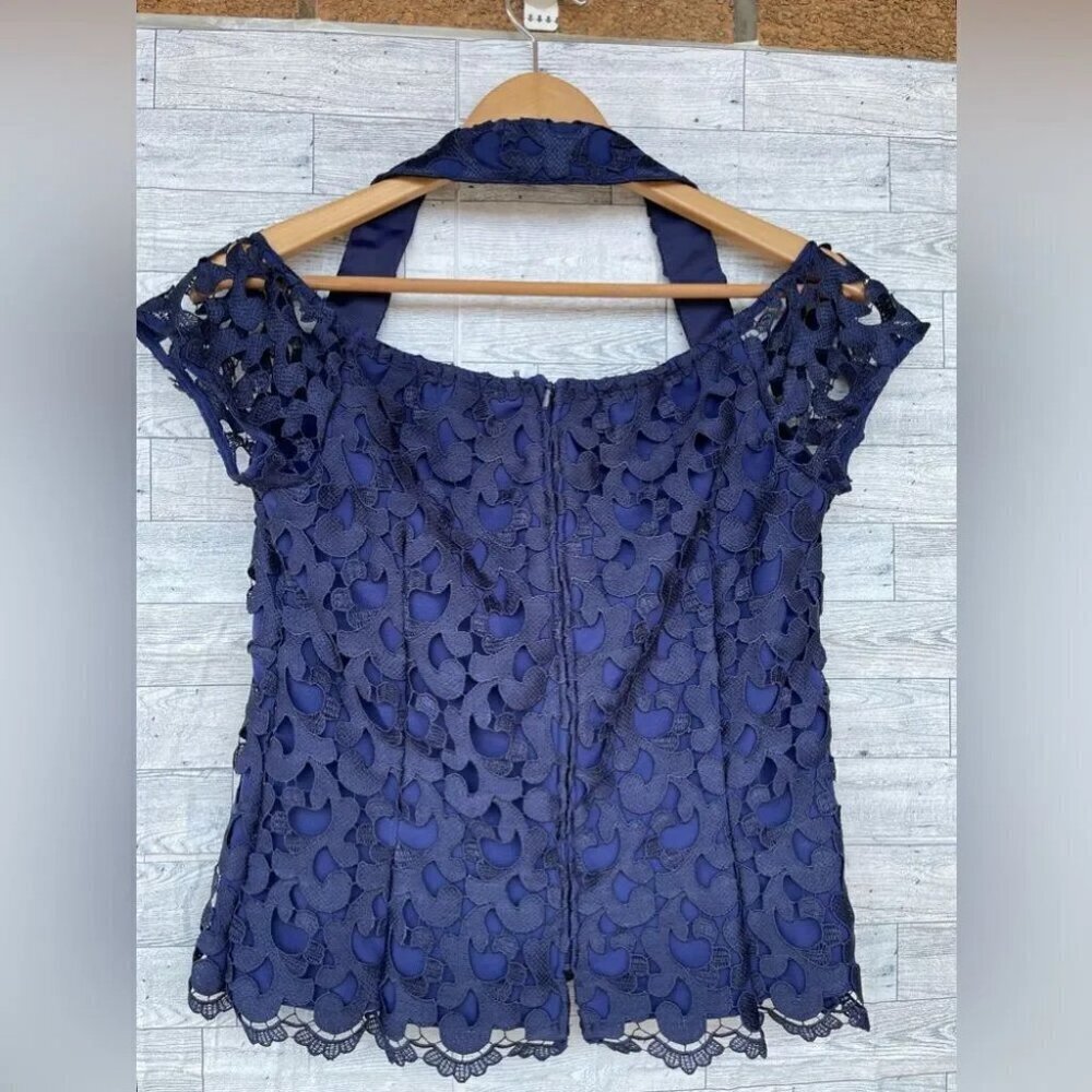 Anne Fontaine Blouse Women Blue Lace Floral  Cold Shoulder 42 - Picture 8 of 9